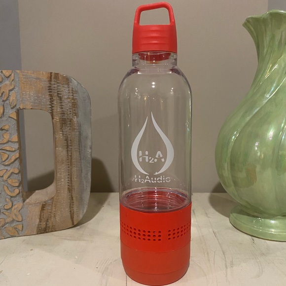NIB H2Audio Bottle Speaker - Picture 4 of 8